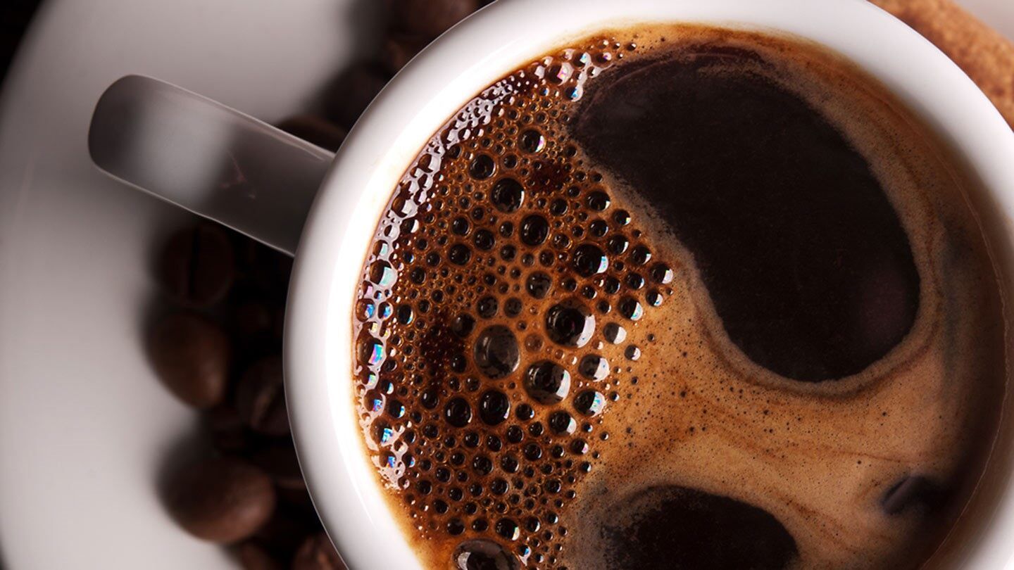 Taza de café con cafeína