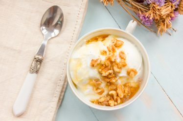 yogurt griego con miel