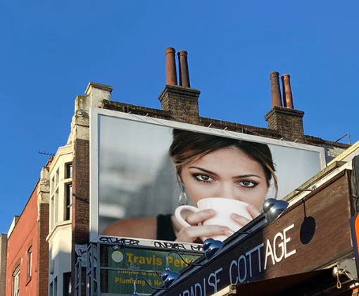 poster al exterior